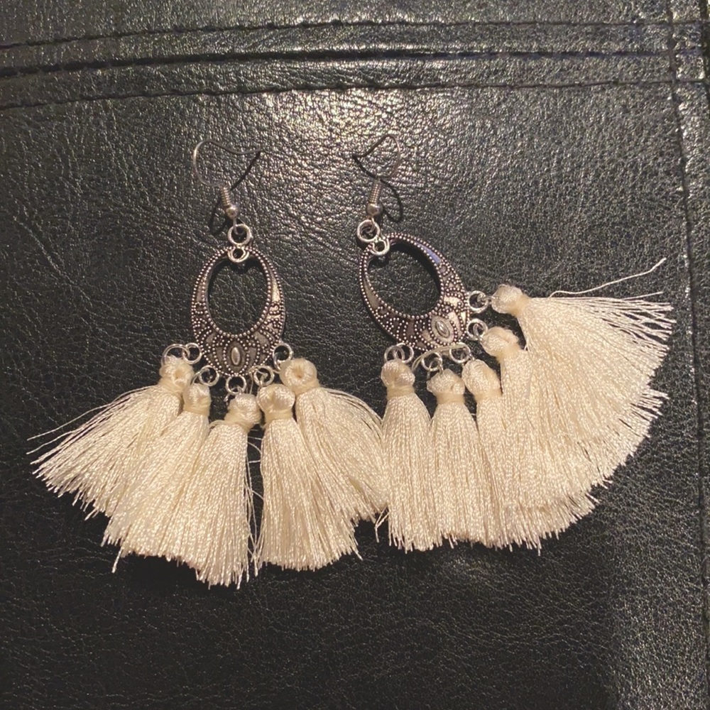 Boho tassel dangle earrings